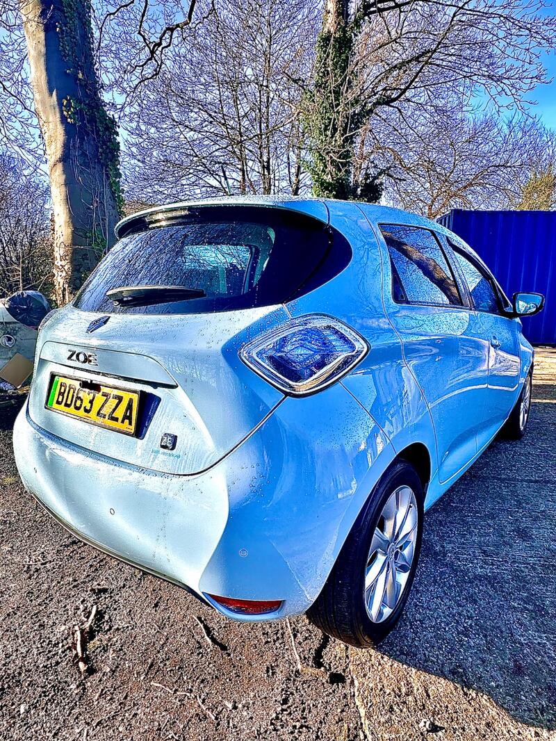 RENAULT ZOE