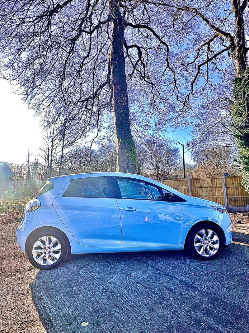 RENAULT ZOE