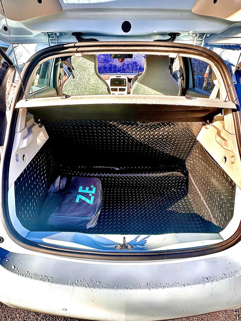 RENAULT ZOE