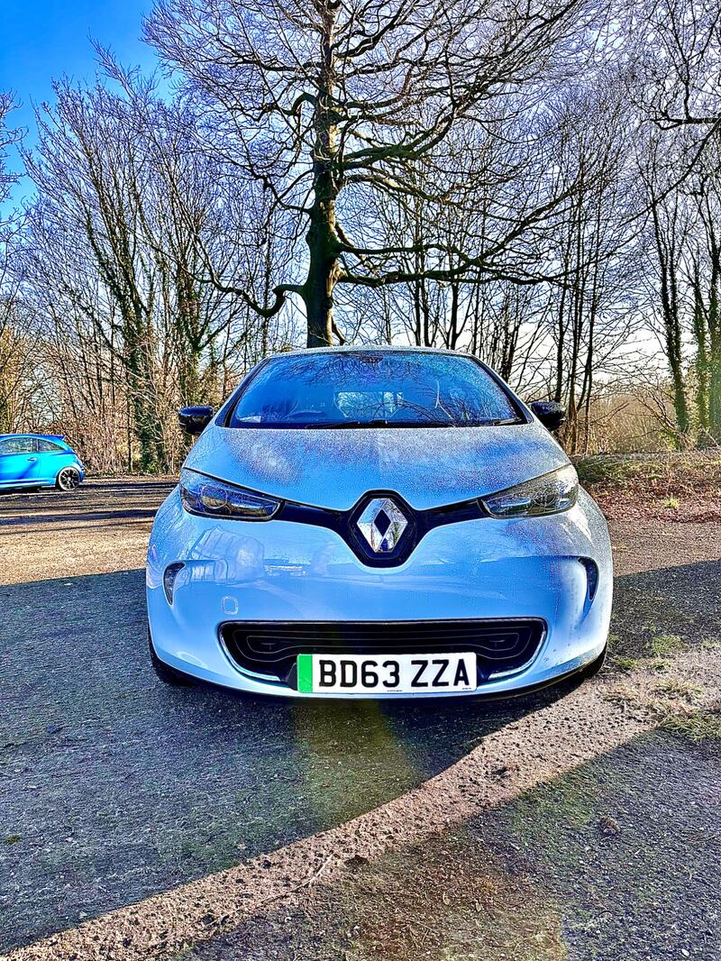 RENAULT ZOE